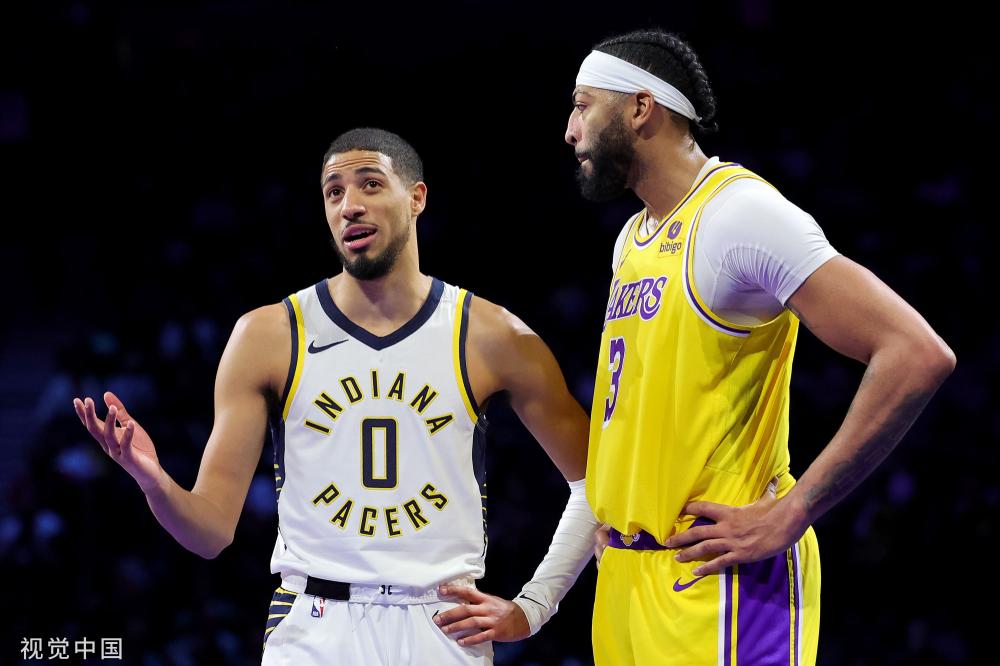 拜仁3比1逆转胜斯图加特 德甲领先11分施压莱沃库森.