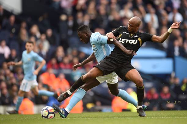 以期在初期 以期在初期