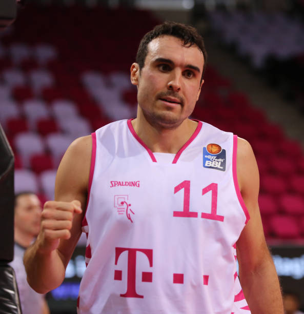 奥纳纳在曼 奥纳纳在曼